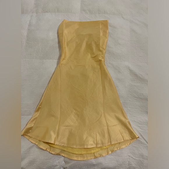 Beginning Boutique Come And Get It Yellow Party Mini Dress - Picture 6 of 10